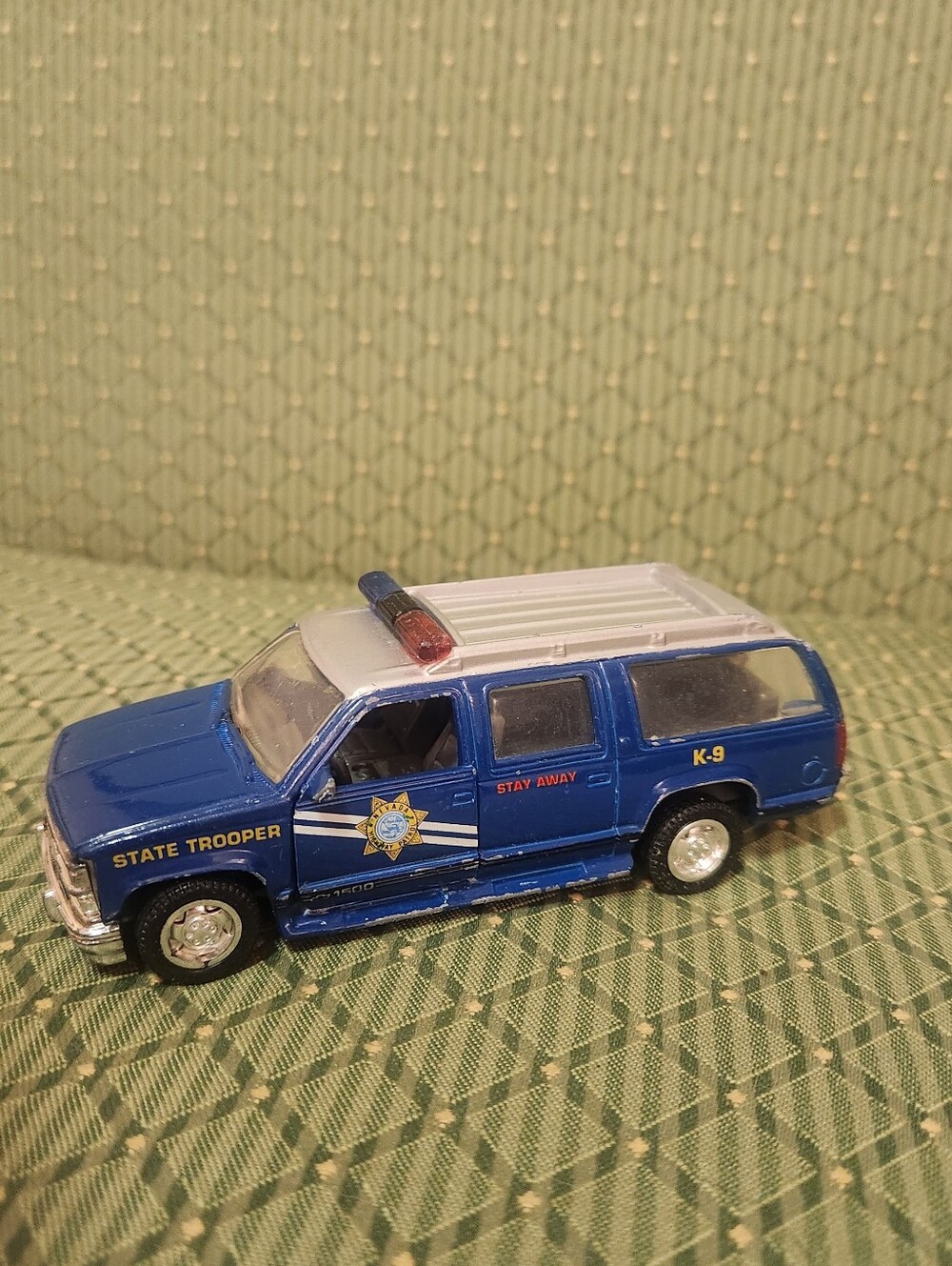 Blue State Trooper Nevada K-9 Chevy Yukon 1500 No Gate - Kids Patrol Vehicle